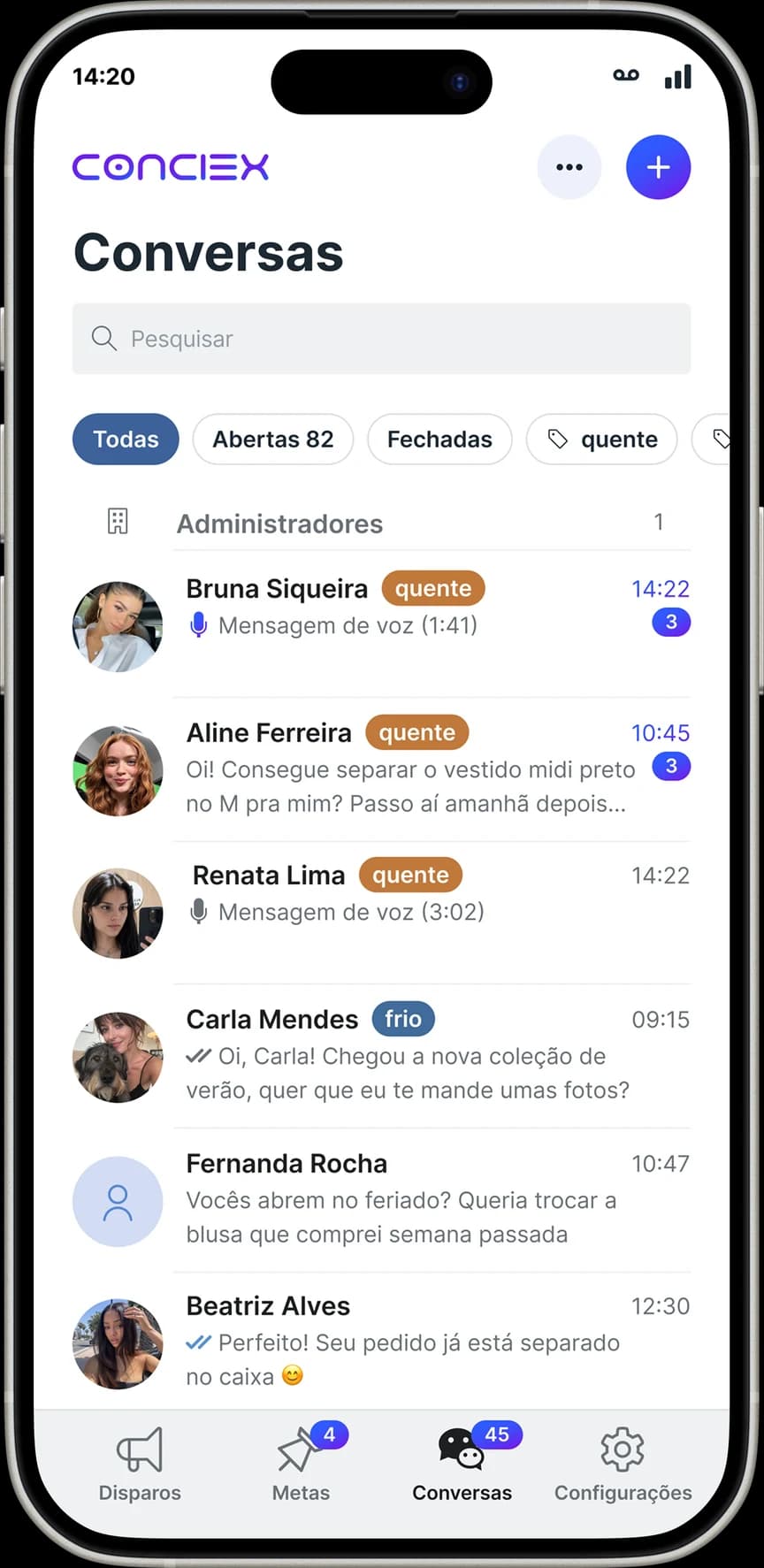 Lista de conversas do Conciex Messaging, com layout parecido com o do WhatsApp e filtros por status e tags
